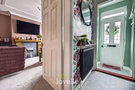 3 bedroom Terraced House for sale in Phyllis Avenue, Grimsby, DN34