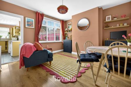 3 bedroom Terraced House for sale in Phyllis Avenue, Grimsby, DN34