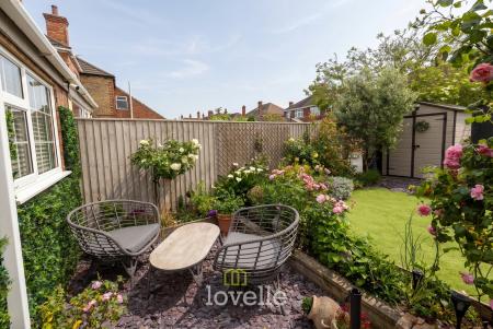 3 bedroom Terraced House for sale in Phyllis Avenue, Grimsby, DN34