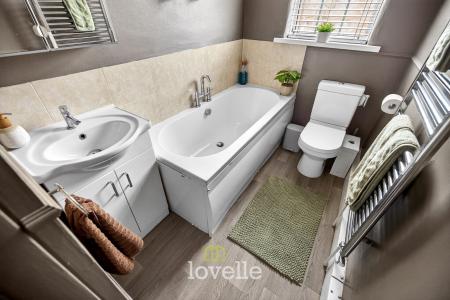 3 bedroom Terraced House for sale in Phyllis Avenue, Grimsby, DN34