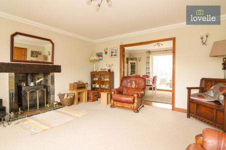 3 bedroom Detached house for sale in Squires Meadow, North Somercotes, LN11