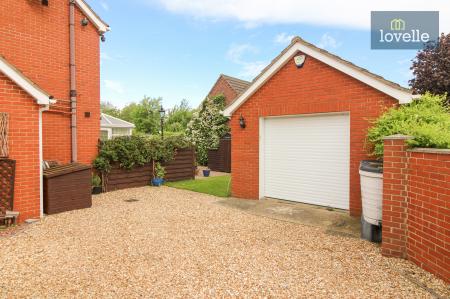 3 bedroom Detached house for sale in Squires Meadow, North Somercotes, LN11