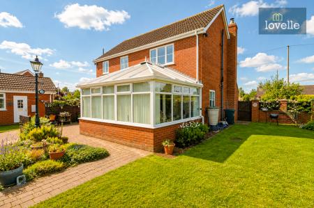 3 bedroom Detached house for sale in Squires Meadow, North Somercotes, LN11