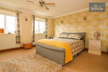 3 bedroom Detached house for sale in Squires Meadow, North Somercotes, LN11