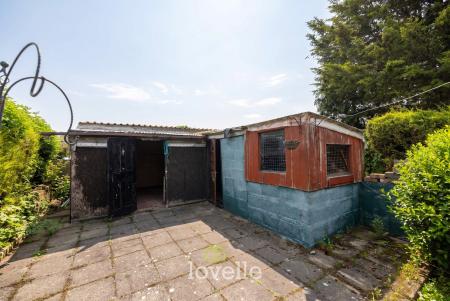 3 bedroom Semi-detached house for sale in Second Avenue, Grimsby, DN33