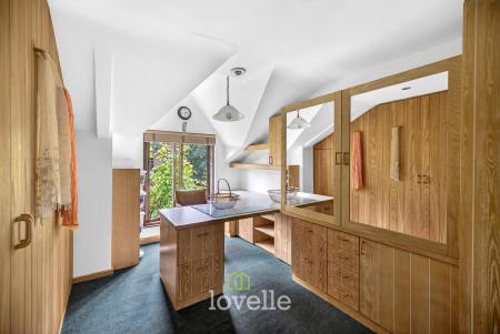 4 bedroom Detached house for sale in Main Road, Hatcliffe, DN37