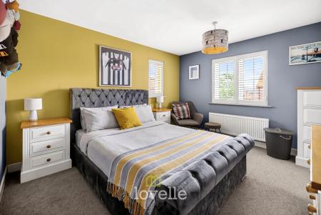 3 bedroom Semi-detached house for sale in Gervase Holles Way, Grimsby, DN33