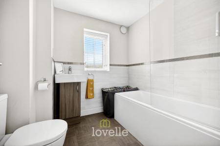 3 bedroom Semi-detached house for sale in Gervase Holles Way, Grimsby, DN33
