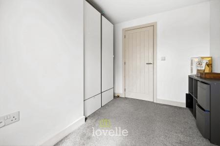 3 bedroom Semi-detached house for sale in Gervase Holles Way, Grimsby, DN33