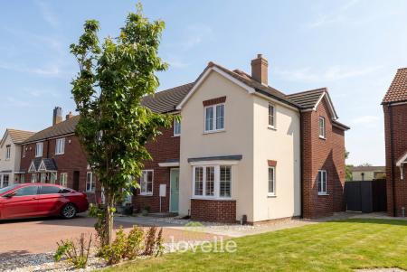 3 bedroom Semi-detached house for sale in Gervase Holles Way, Grimsby, DN33