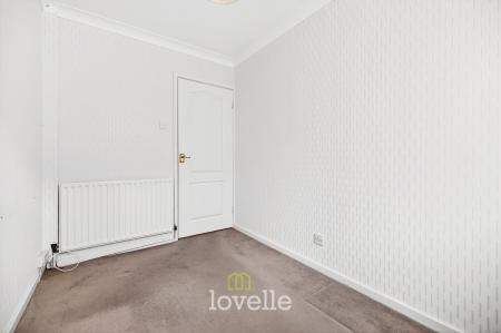 3 bedroom Detached bungalow for sale in Holton Mount, Holton-le-Clay, DN36