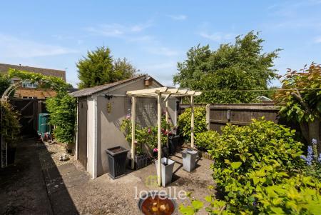 3 bedroom Terraced House for sale in Curry Road, Grimsby, DN34