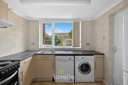 3 bedroom Terraced House for sale in Curry Road, Grimsby, DN34