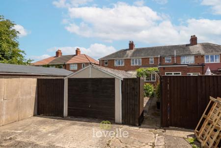 3 bedroom Terraced House for sale in Curry Road, Grimsby, DN34