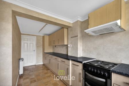 3 bedroom Terraced House for sale in Curry Road, Grimsby, DN34