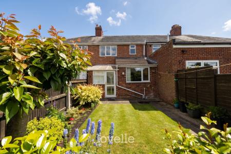 3 bedroom Terraced House for sale in Curry Road, Grimsby, DN34