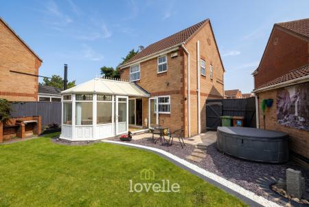 3 bedroom Detached house for sale in Holme Farm Close, Great Coates, DN37