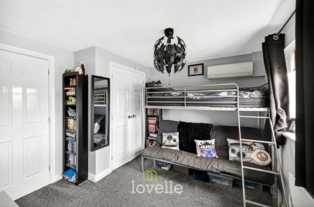 4 bedroom Detached house for sale in Larkspur Avenue, Healing, DN41