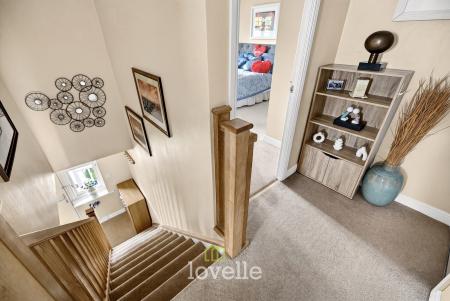 4 bedroom Detached house for sale in Larkspur Avenue, Healing, DN41