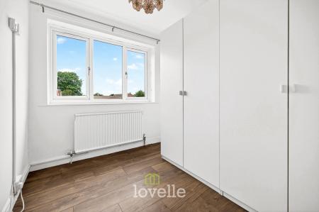 3 bedroom Detached house for sale in School Road, South Killingholme, DN40