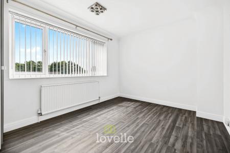 3 bedroom Detached house for sale in School Road, South Killingholme, DN40