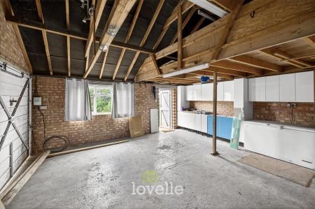 3 bedroom Detached house for sale in School Road, South Killingholme, DN40
