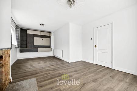 3 bedroom Detached house for sale in School Road, South Killingholme, DN40