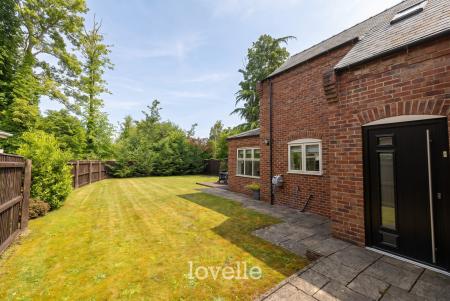 3 bedroom Detached house for sale in Welholme Road, Grimsby, DN32