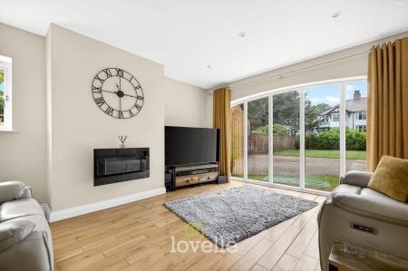 3 bedroom Detached house for sale in Welholme Road, Grimsby, DN32