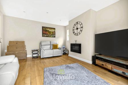 3 bedroom Detached house for sale in Welholme Road, Grimsby, DN32