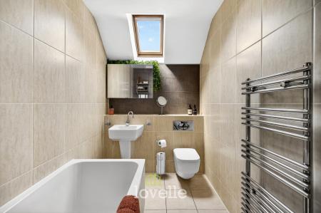3 bedroom Detached house for sale in Welholme Road, Grimsby, DN32