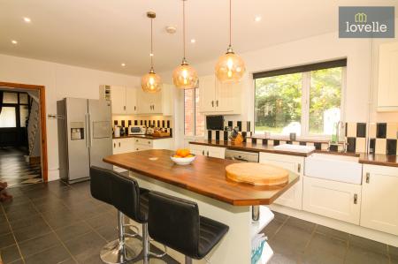 5 bedroom Detached house for sale in Warren Road, North Somercotes, LN11