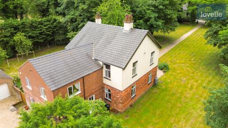5 bedroom Detached house for sale in Warren Road, North Somercotes, LN11