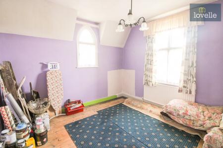 3 bedroom Detached house for sale in Kenwick, Louth, LN11