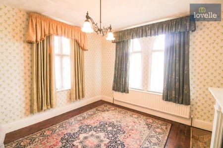 3 bedroom Detached house for sale in Kenwick, Louth, LN11
