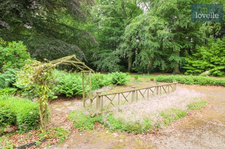3 bedroom Detached house for sale in Kenwick, Louth, LN11