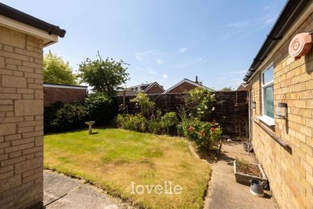 3 bedroom Detached bungalow for sale in Pelham Avenue, Scartho, Grimsby, DN33
