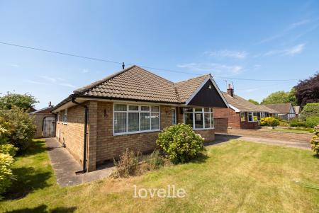 3 bedroom Detached bungalow for sale in Pelham Avenue, Scartho, Grimsby, DN33