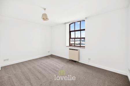 1 bedroom Flat for sale in Victoria Street, Grimsby, DN31