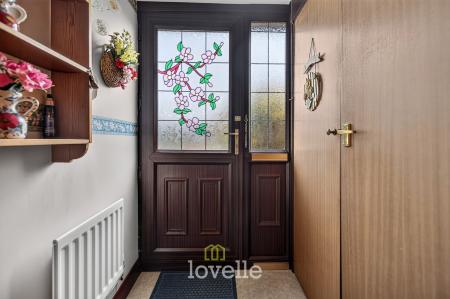 2 bedroom Terraced House for sale in Waterside Drive, Grimsby, DN31