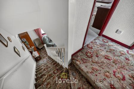 2 bedroom Terraced House for sale in Waterside Drive, Grimsby, DN31