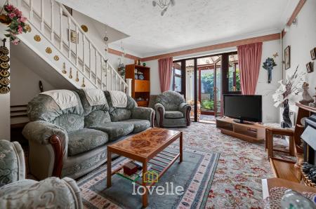 2 bedroom Terraced House for sale in Waterside Drive, Grimsby, DN31