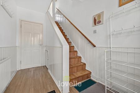 3 bedroom Terraced House for sale in Crosby Road, Grimsby, DN33