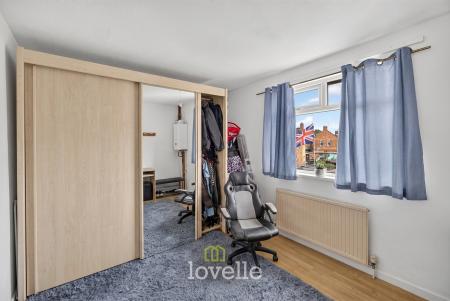 3 bedroom Terraced House for sale in Crosby Road, Grimsby, DN33