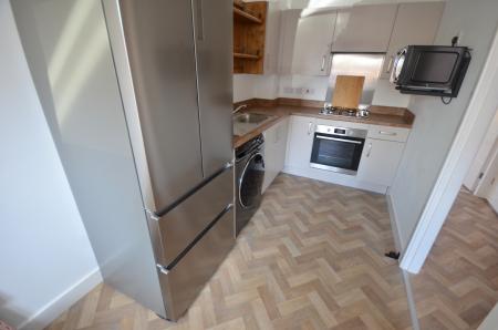 2 bedroom Semi-detached house to let in Bytham Close, Scartho Top, Grimsby, DN33