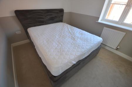 2 bedroom Semi-detached house to let in Bytham Close, Scartho Top, Grimsby, DN33