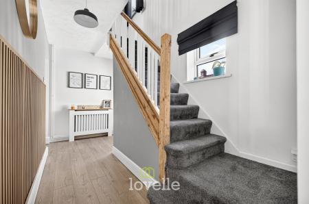 3 bedroom Semi-detached house for sale in Cemetery Road, Laceby, DN37