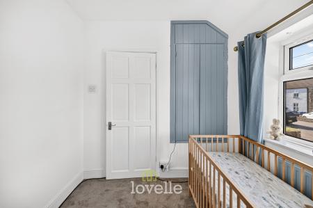 3 bedroom Semi-detached house for sale in Cemetery Road, Laceby, DN37