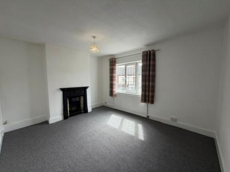3 bedroom Terraced House to let in Durban Road, Grimsby, DN32