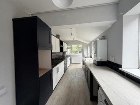 3 bedroom Terraced House to let in Durban Road, Grimsby, DN32